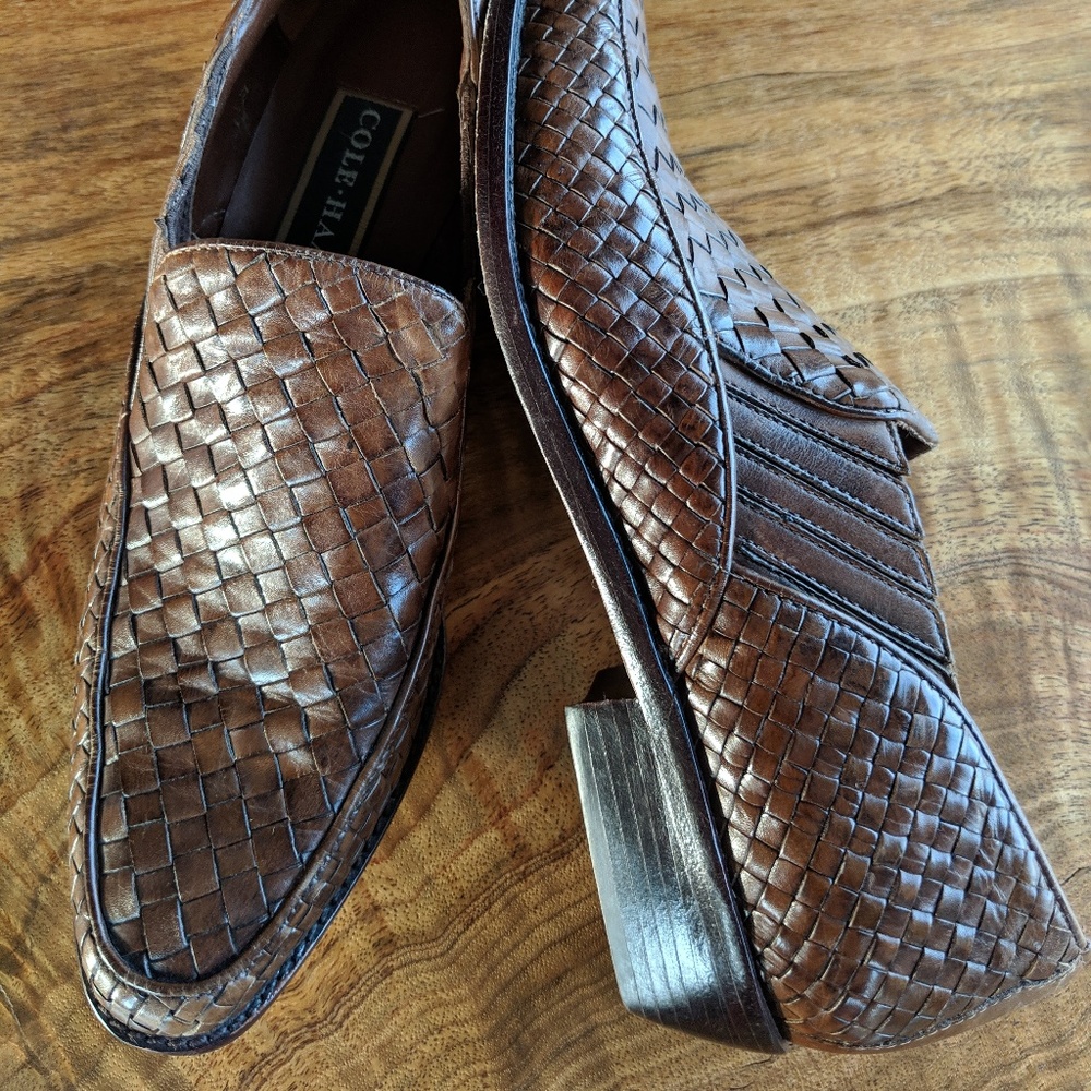 Cole Haan woven leather loafer 8.5 AA